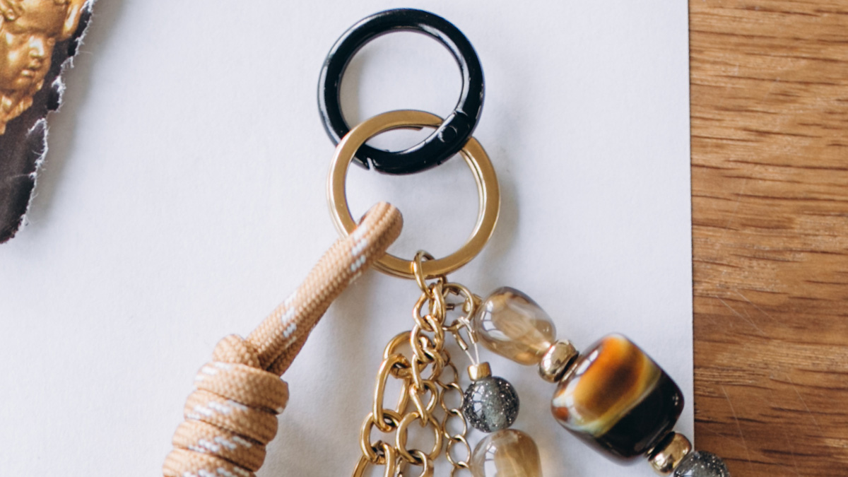 DIY bag jewelry stainless steel charms and resin beads : Step 6