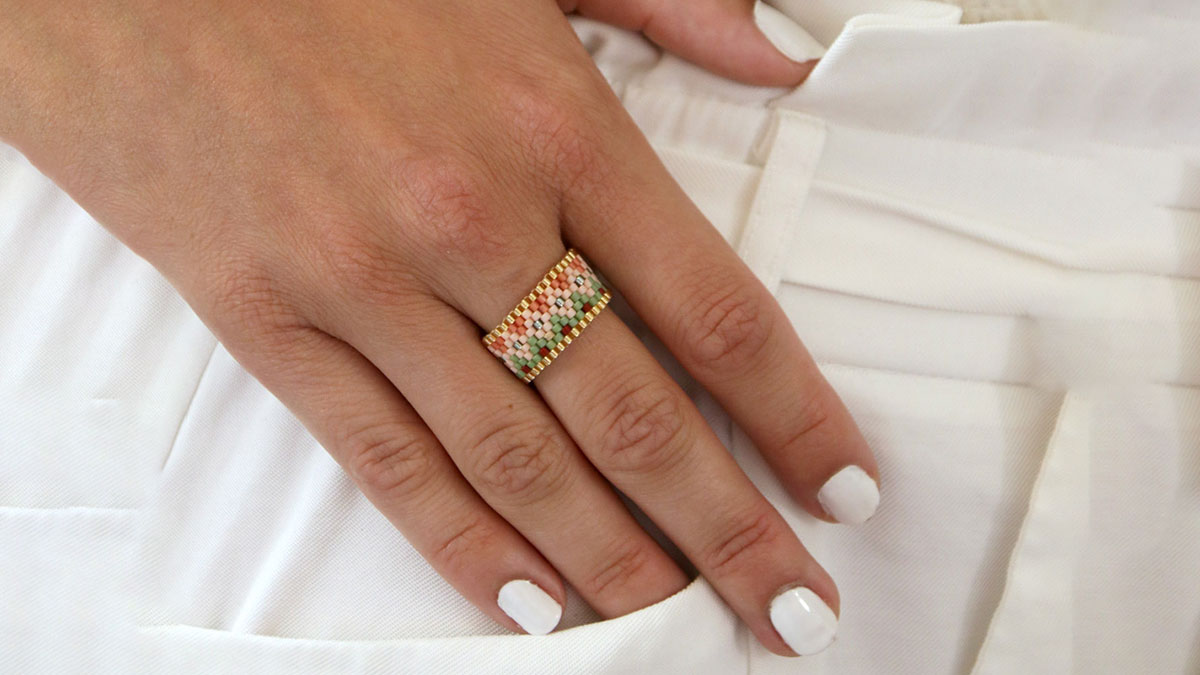 Peyote Pair ring with Miyuki 11/0