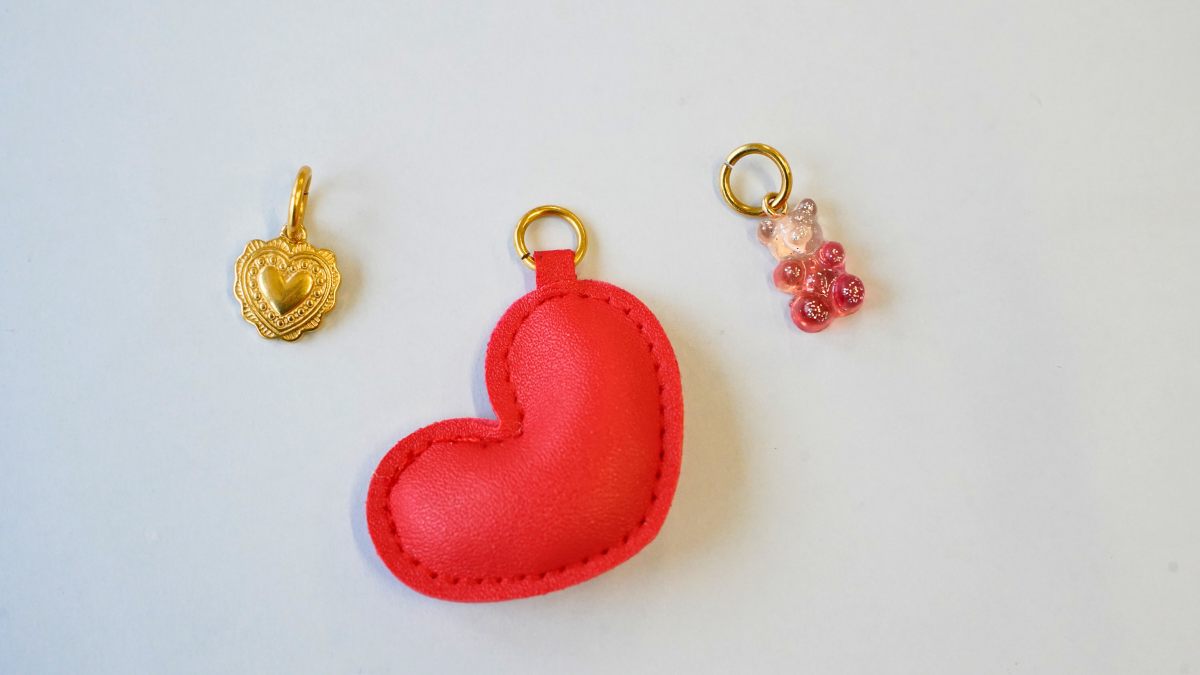 Valentine's bag jewelry: an easy DIY idea : Step 1