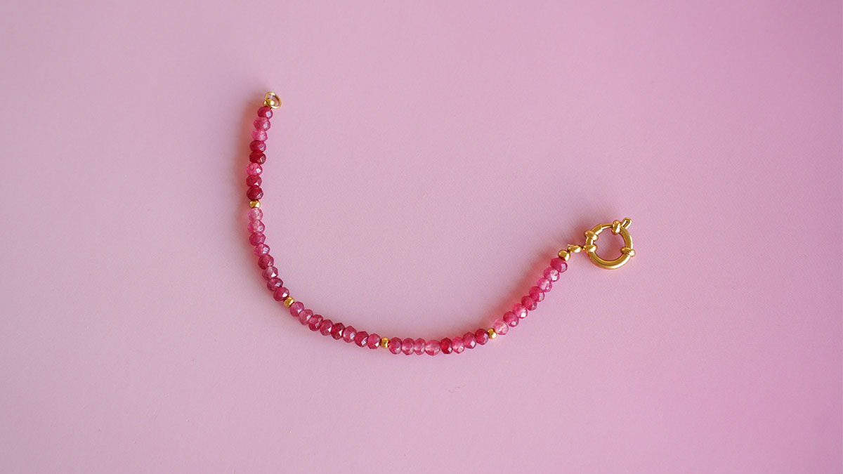 Assortment of natural stone bracelets : Step 4