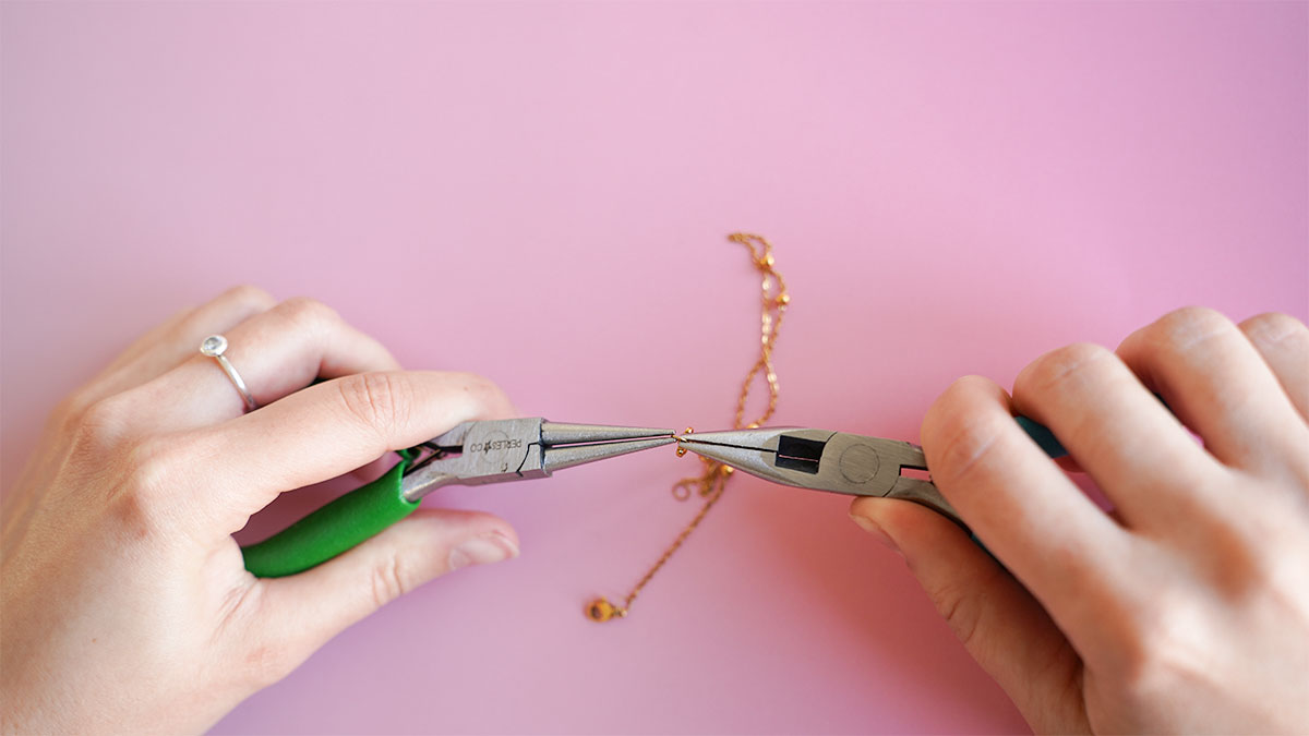 Assortment of natural stone bracelets : Step 8