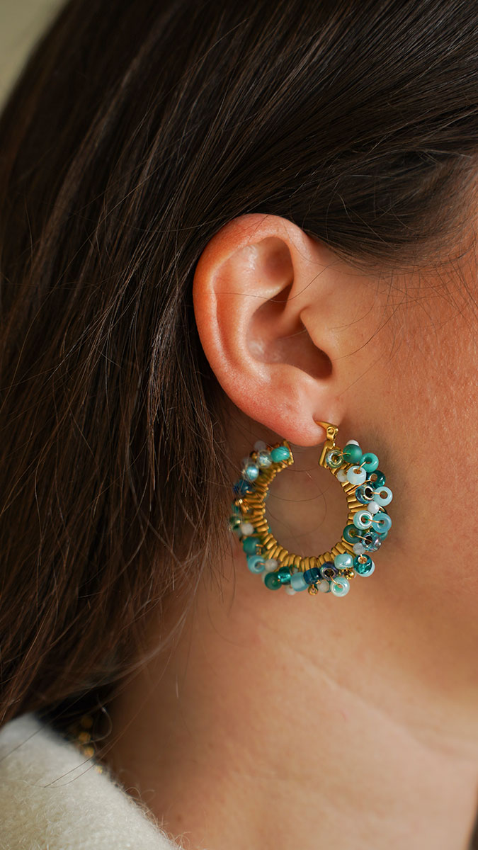 Creoles in seed beads and natural stones