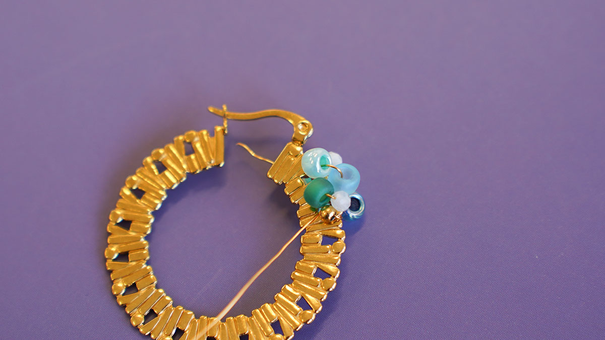 Creoles in seed beads and natural stones : Step 6 Creoles in seed beads and natural stones : Step 6