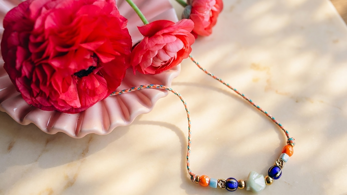 Schema  Cord necklace with multicolored beads