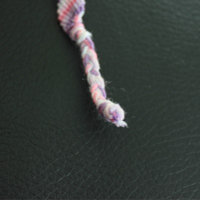 Brazilian bracelets trio classic, chevron, spur yarn skeins : Step 10