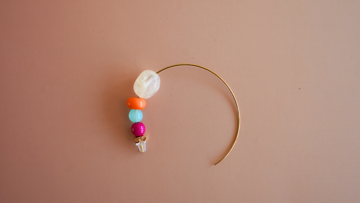 Earrings with mix of colored pearls : Step 3 Earrings with mix of colored pearls : Step 3