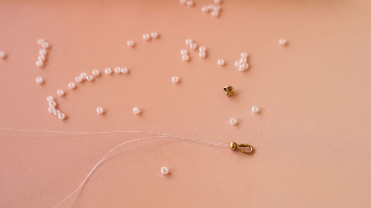 Miyuki pearl &amp; freshwater pearl long necklace : Step 1