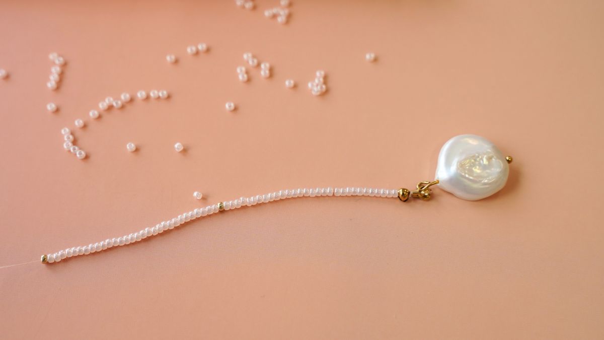 Miyuki pearl &amp; freshwater pearl long necklace : Step 3