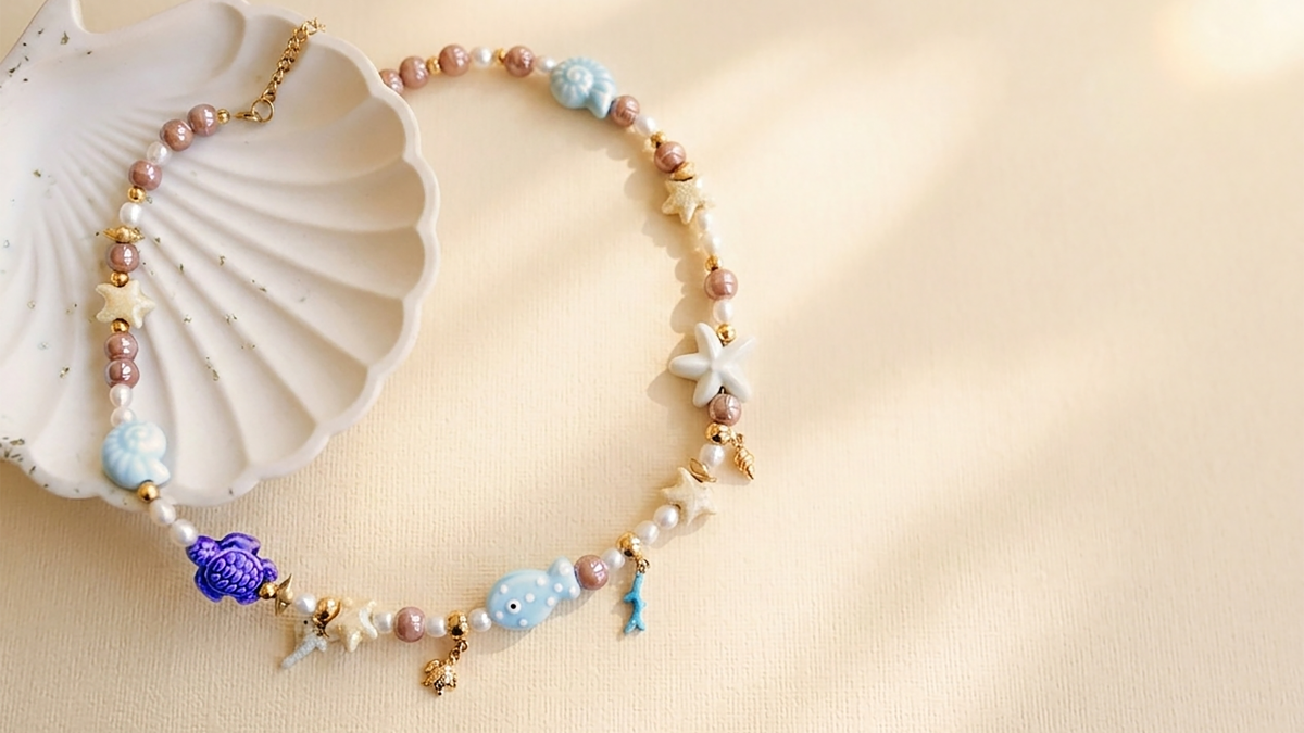 Schema  Necklace with ceramic beads and freshwater pearls