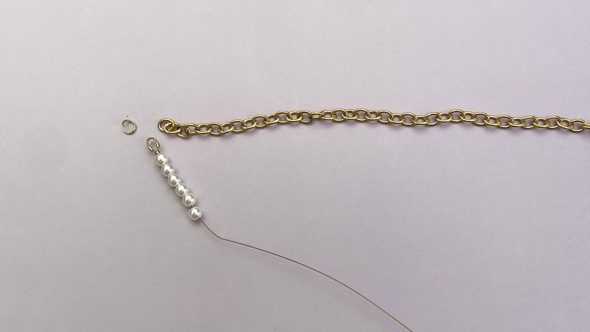Stainless steel necklace with imitation pearls and ceramic beads : Step 2 Stainless steel necklace with imitation pearls and ceramic beads : Step 2
