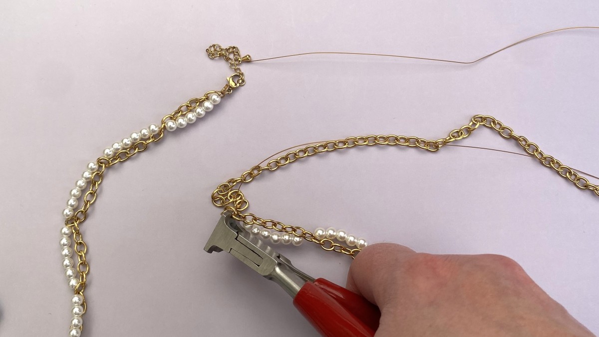Stainless steel necklace with imitation pearls and ceramic beads : Step 7 Stainless steel necklace with imitation pearls and ceramic beads : Step 7