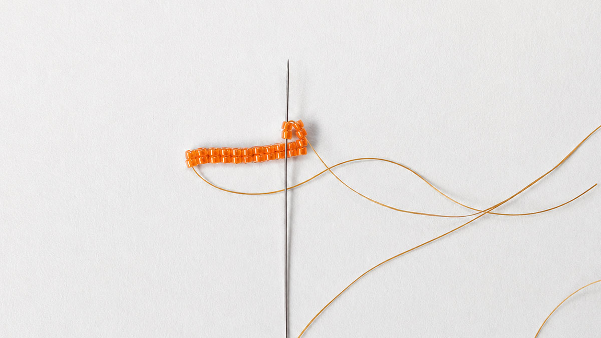 Double Brick Stitch Earrings : Step 6