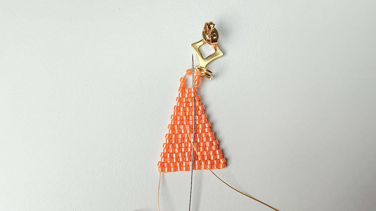 Double Brick Stitch Earrings : Step 9