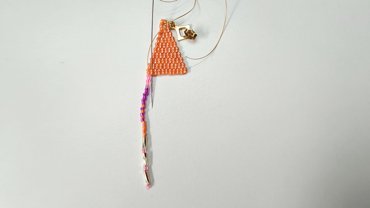 Double Brick Stitch Earrings : Step 12