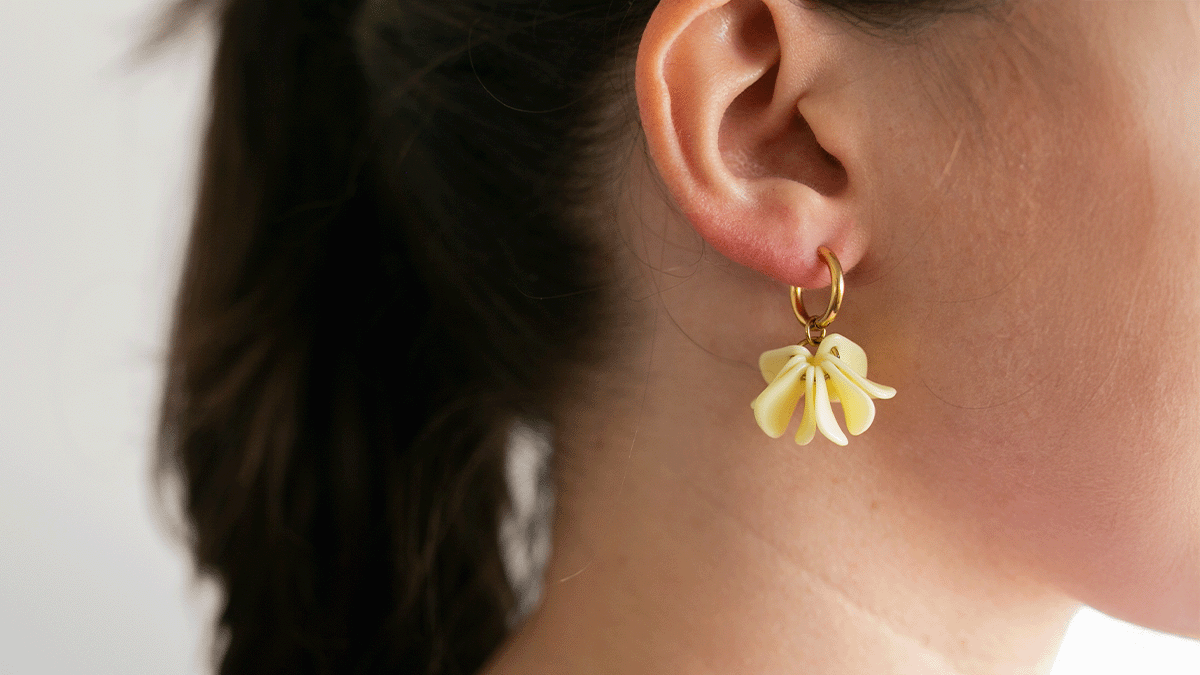 Boucles d'oreilles créoles et mini pétales