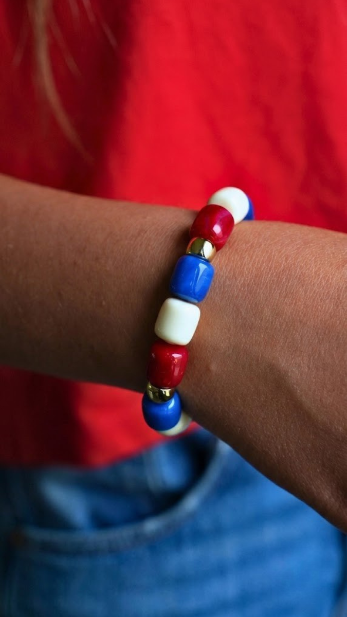 World Cup Bracelets: Create Your Own Jewelry in Your Favorite Team's Colors