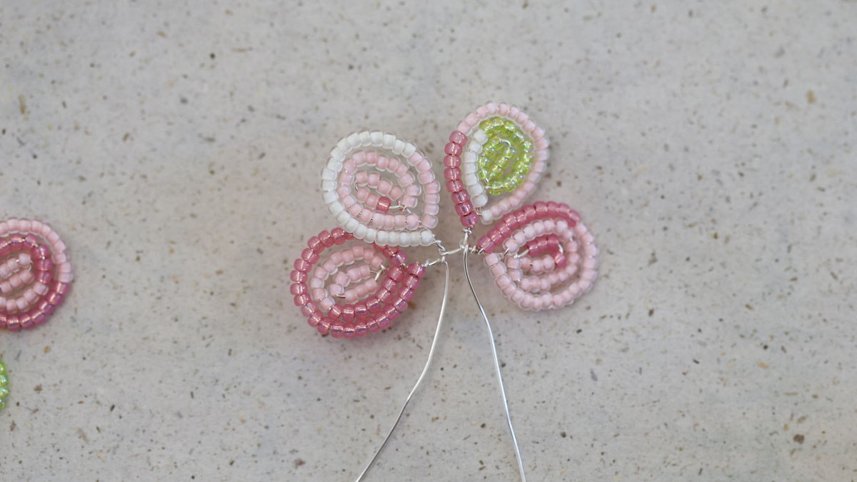 Miyuki Seed Bead Flower - Hydrangea : Step 6