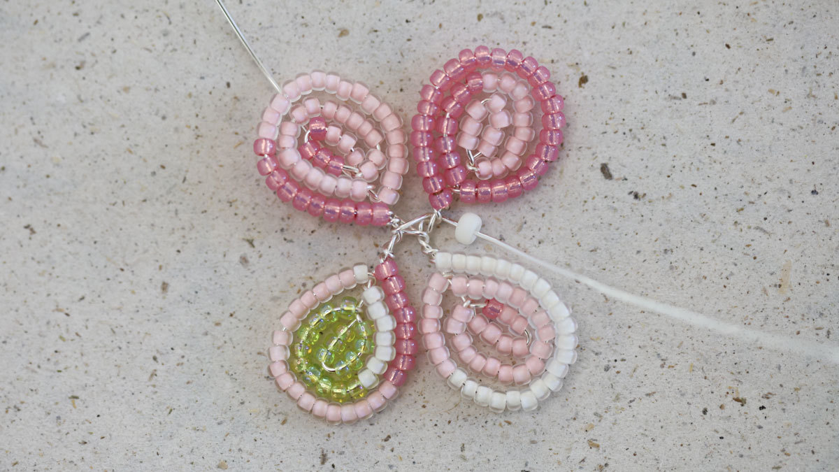 Miyuki Seed Bead Flower - Hydrangea : Step 8