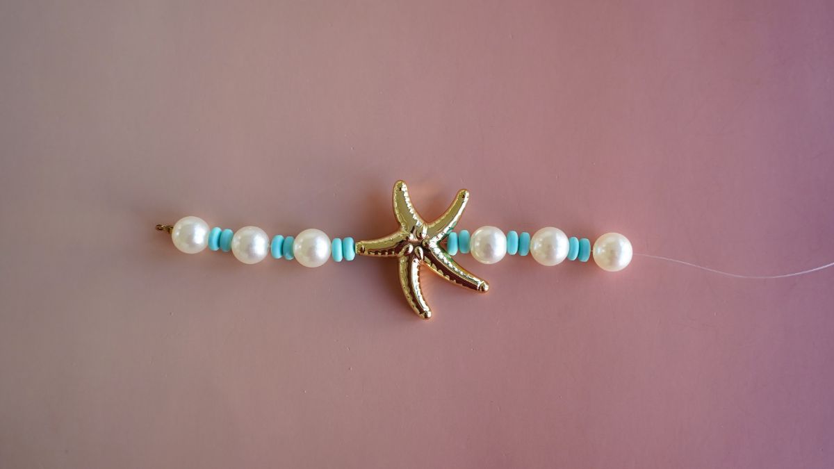 Handbag charm with an embroidered pendant : Step 4 Handbag charm with an embroidered pendant : Step 4