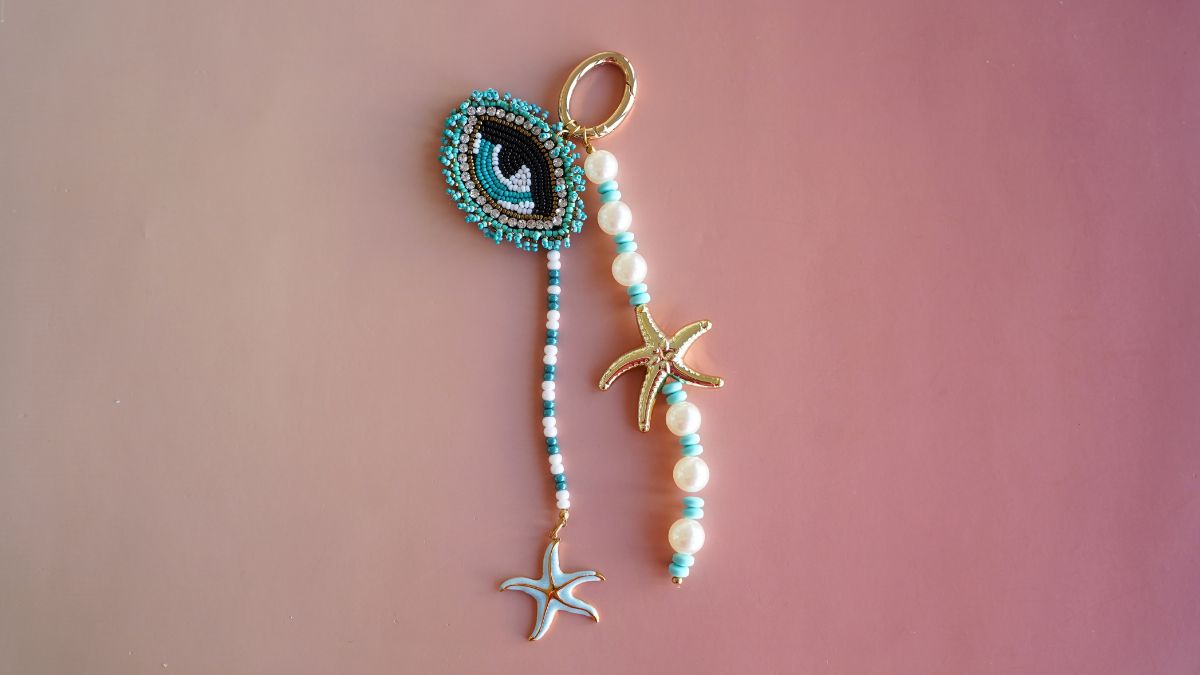 Handbag charm with an embroidered pendant : Step 9 Handbag charm with an embroidered pendant : Step 9