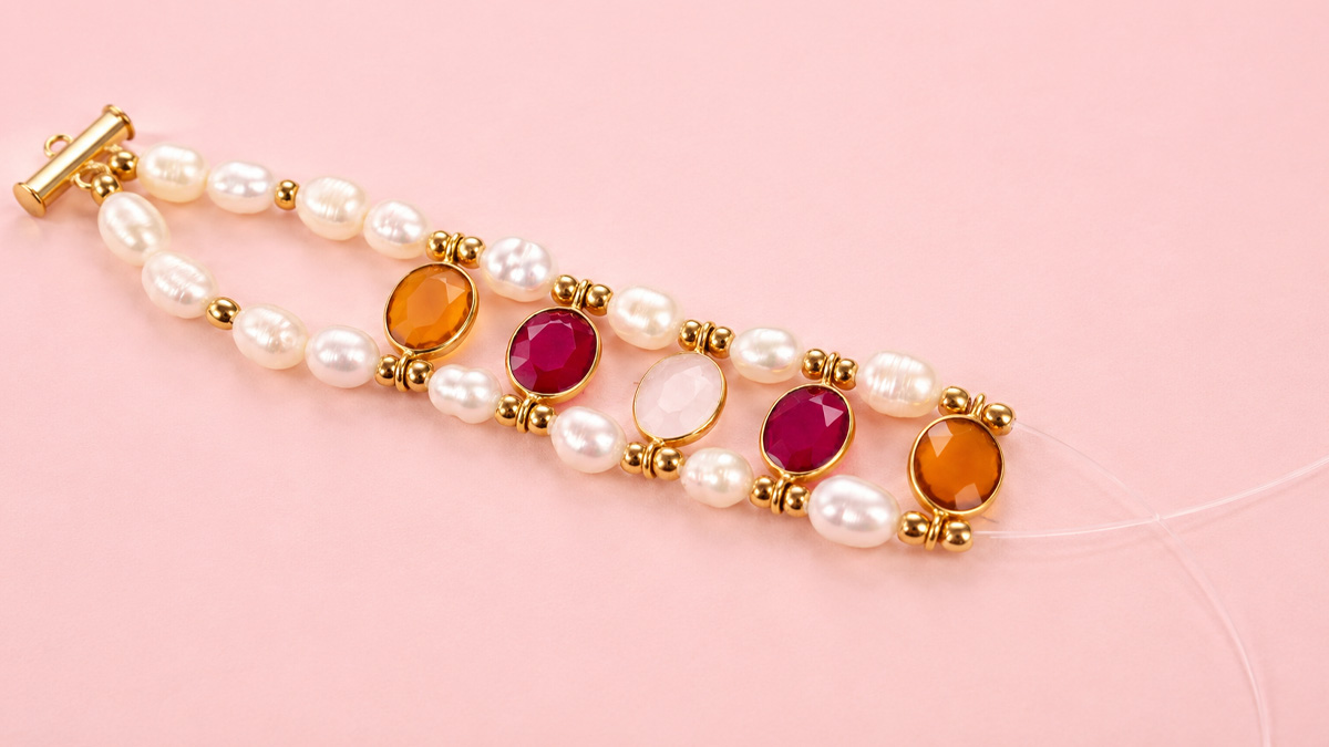 Double-row bracelet made of natural stones and freshwater beads : Step 3