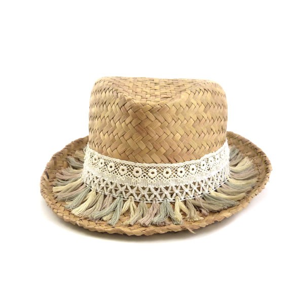 Custom panama hat with braid, sequins and cauri shells : Step 4