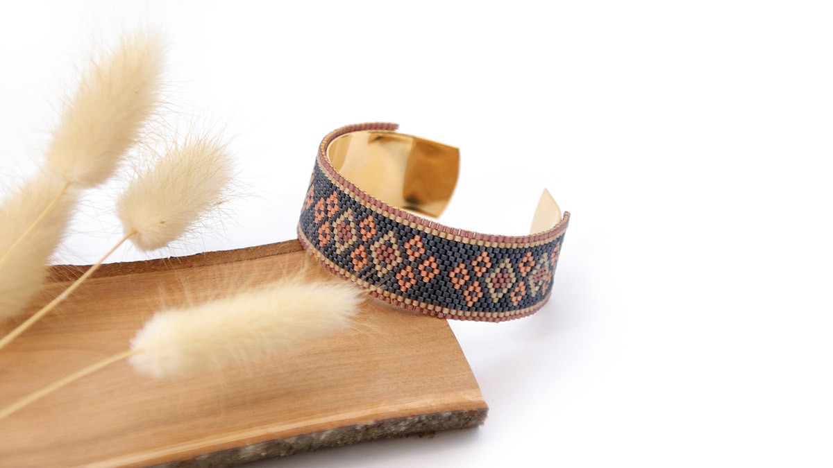 Odd Peyote weave on leather cuff