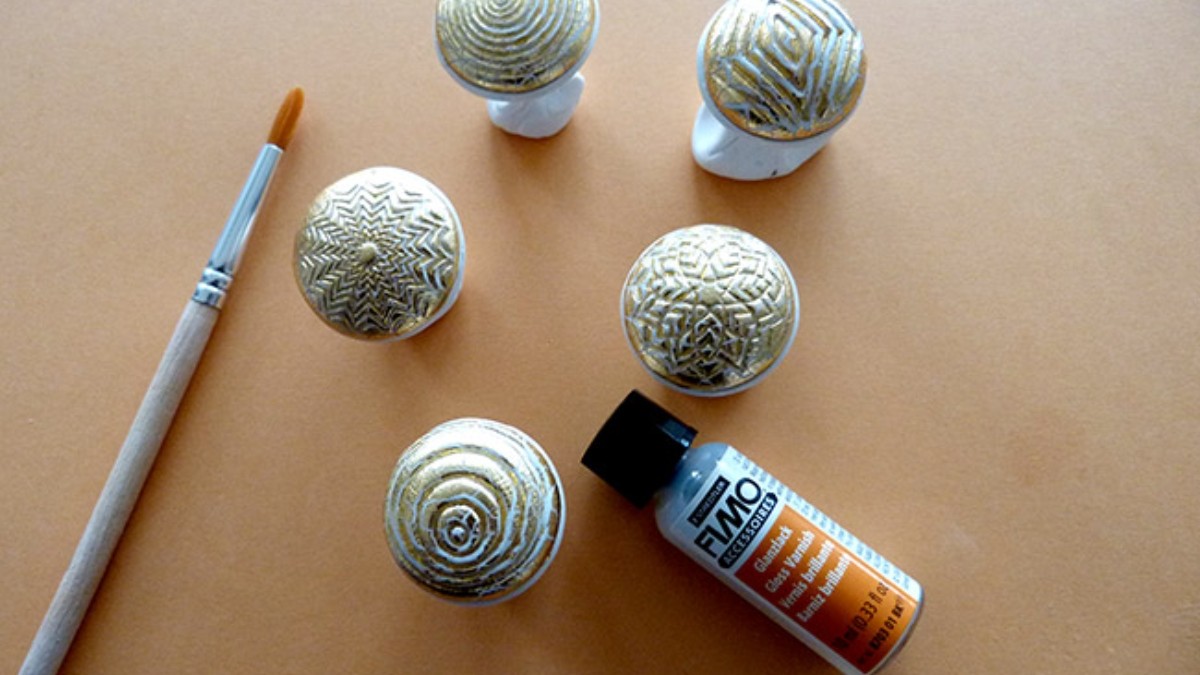 Jewelry holder Cernit polymer paste handles and mandala stencil : Step 7 Jewelry holder Cernit polymer paste handles and mandala stencil : Step 7