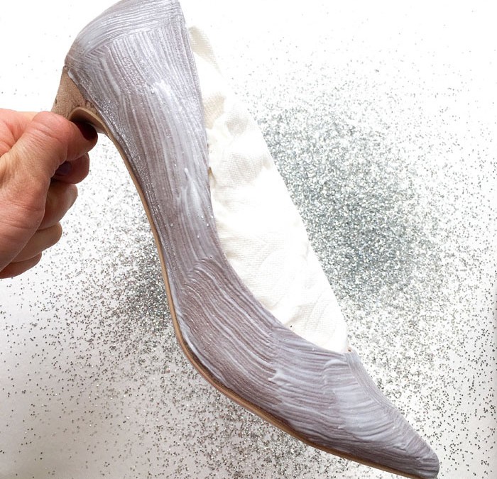 DIY Customize heels with silver sequins : Step 2 DIY Customize heels with silver sequins : Step 2