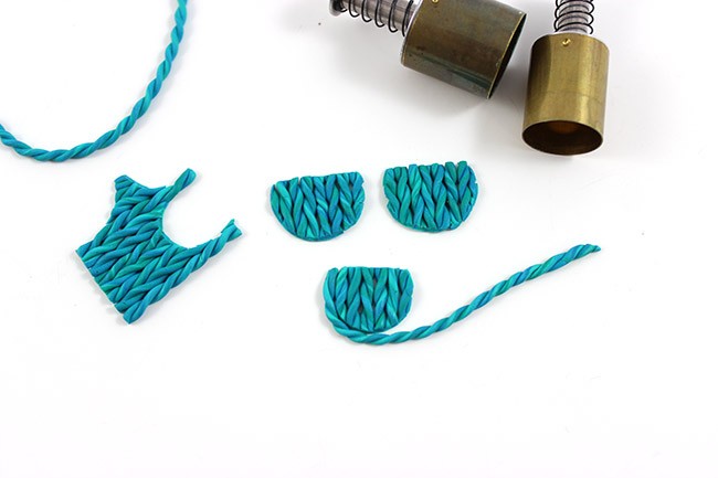 Earrings in Fimo imitation crocheted wool : Step 9