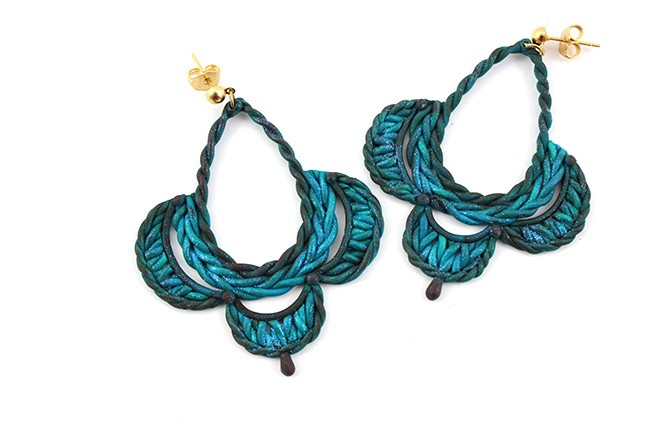 Earrings in Fimo imitation crocheted wool : Step 16