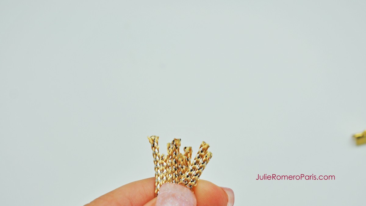 Headband Toho seed beads and PureCrystal crystals chain : Step 4