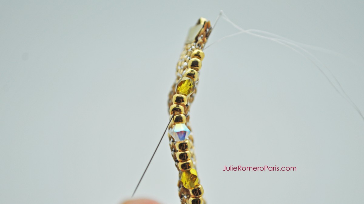 Headband Toho seed beads and PureCrystal crystals chain : Step 12