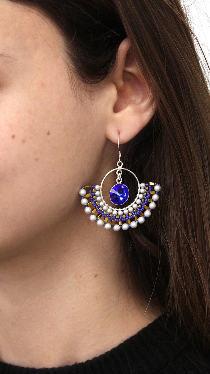 Schema  Creoles woven pearls pearl PureCrystal mini hematites