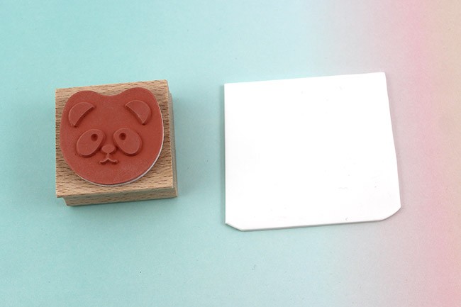 Panda brooch in Fimo clay and liquid Sculpey : Step 1