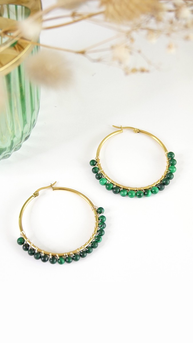 Schema  Creoles with natural malachite stone beads