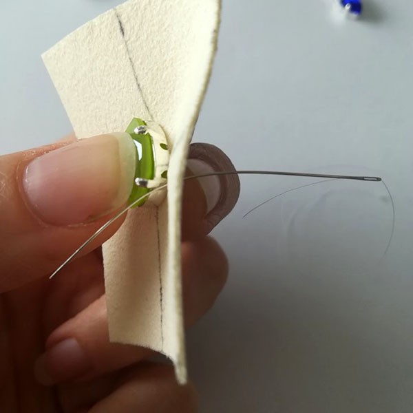 cabochon earrings PureCrystal majestic blue, buttercup and lime : Step 5