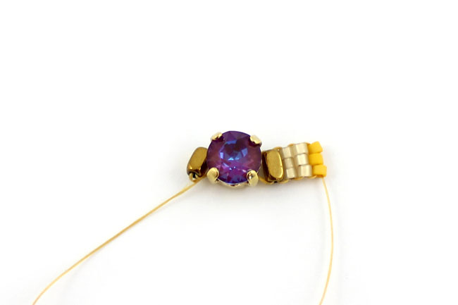 PureCrystal DeLite Square Stitch Cabochon Woven Bracelet : Step 5 PureCrystal DeLite Square Stitch Cabochon Woven Bracelet : Step 5