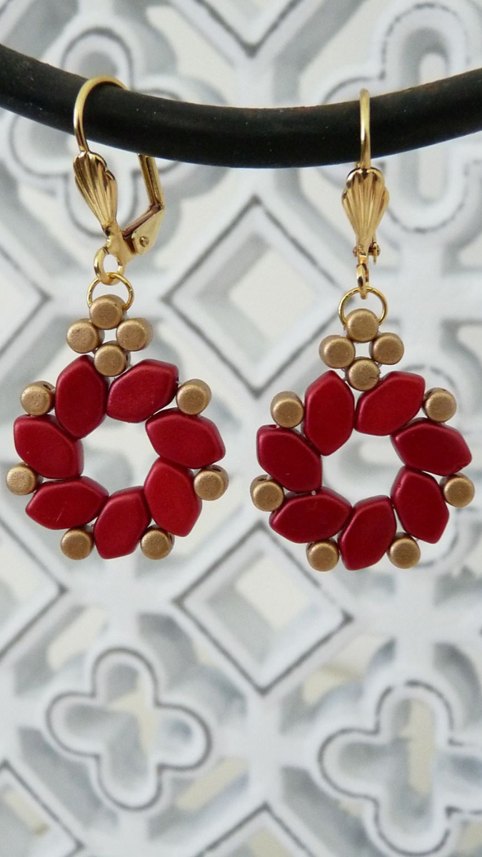 Schema  DIY Pia Parure Paros and Minos Glass Parure by Puca