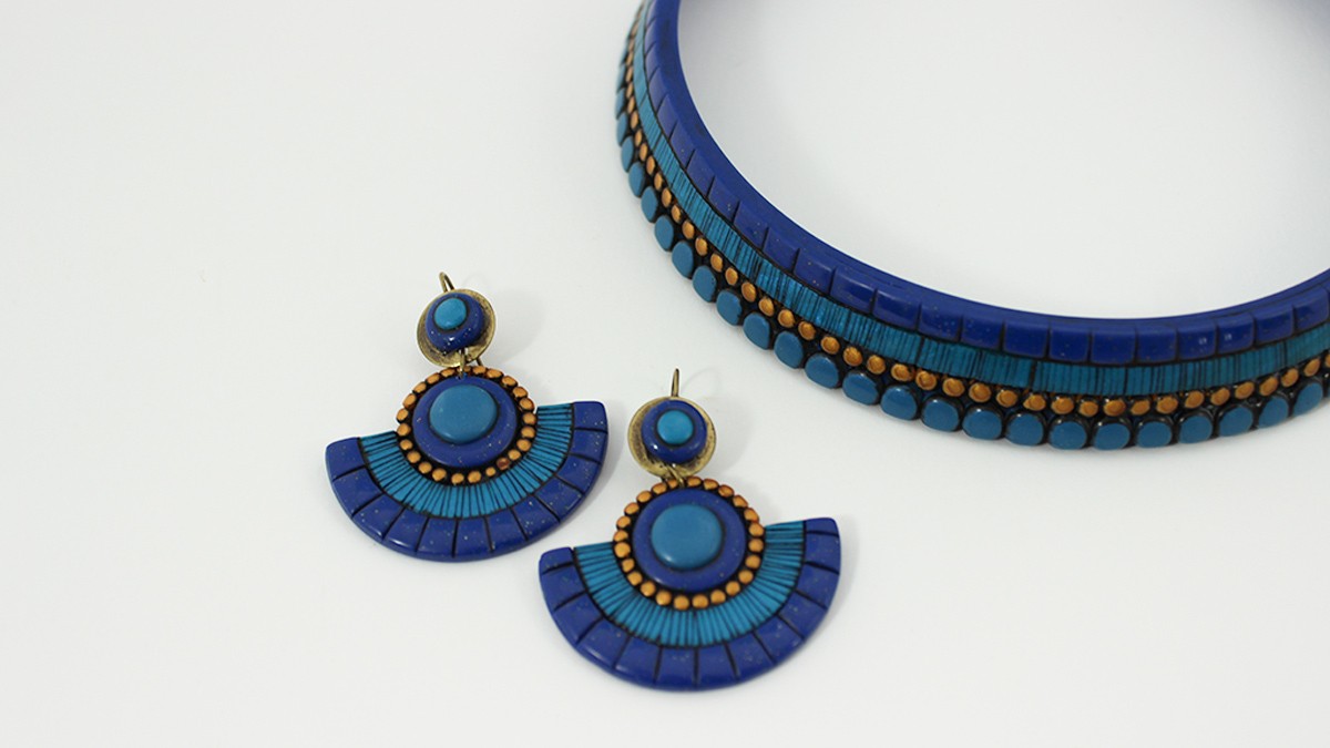 Schema  Aztec mosaic torque and polymer earrings set
