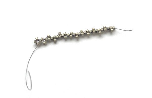 DIY Earrings with PureCrystal Crystals and Miyuki Delica Glass Beads : Step 2 DIY Earrings with PureCrystal Crystals and Miyuki Delica Glass Beads : Step 2