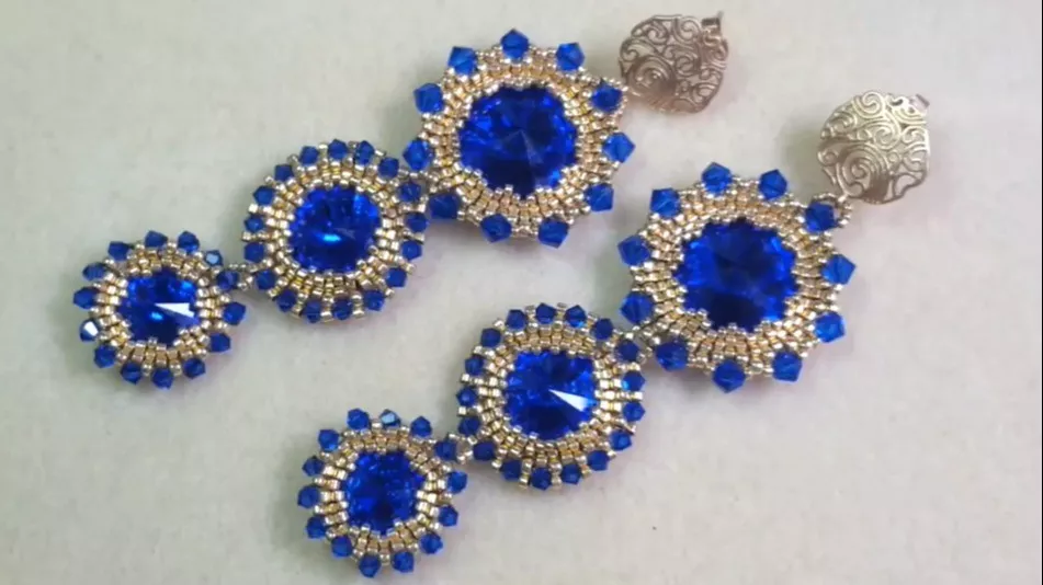 Schema  DIY earrings with Swarovski cabochons
