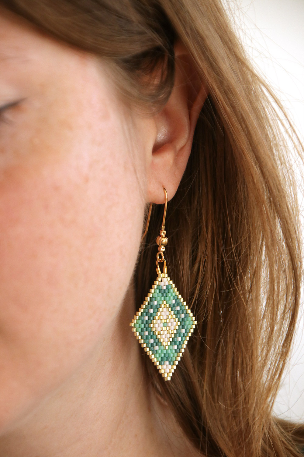 Schema  Blue and orange Miyuki pearl diamond woven earrings