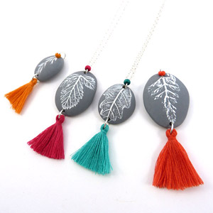 Tutoriel DIY sautoir en pâte polymère et béton imitation galet fossilisé